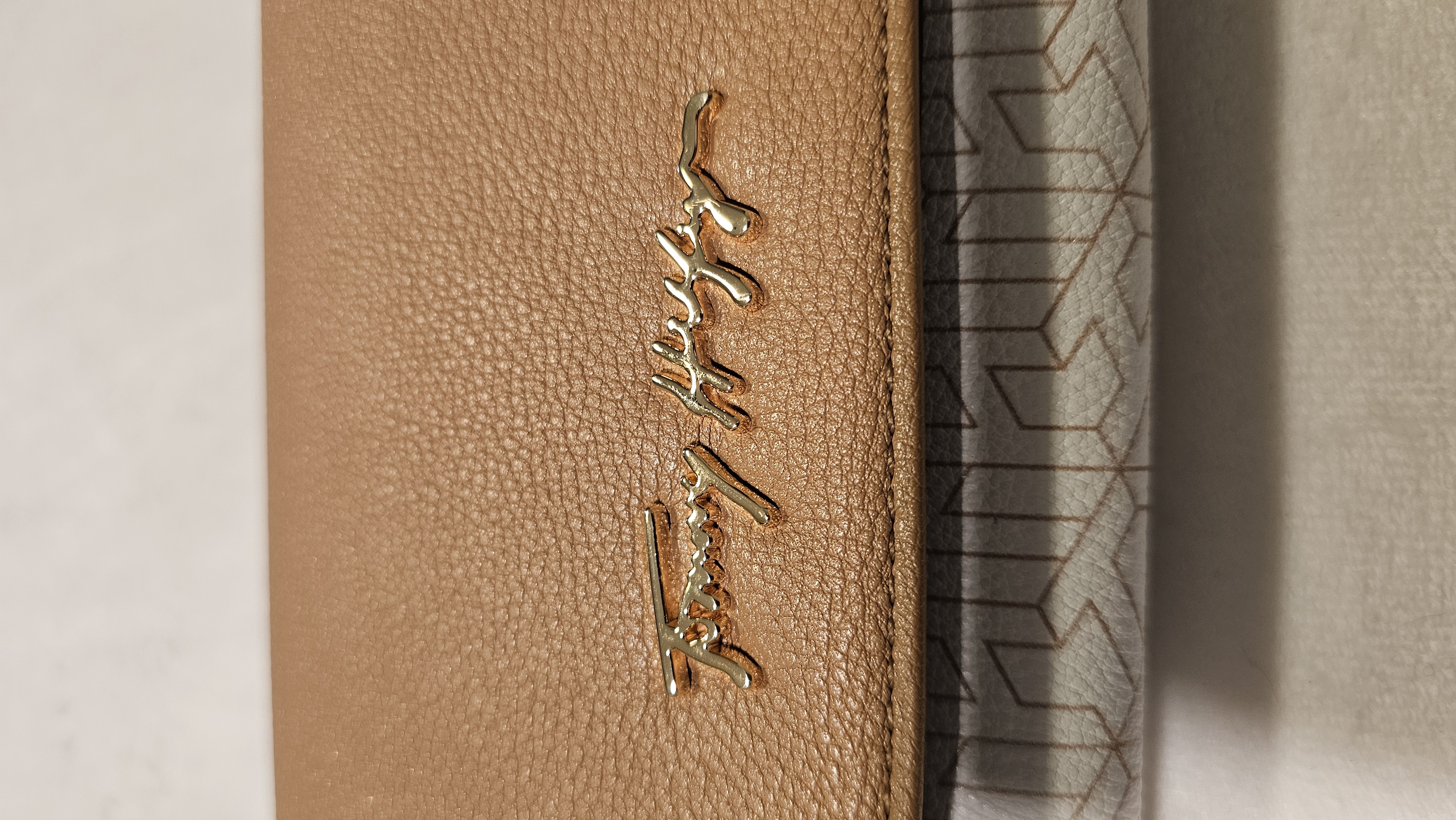 Cartera Tommy Hilfiger