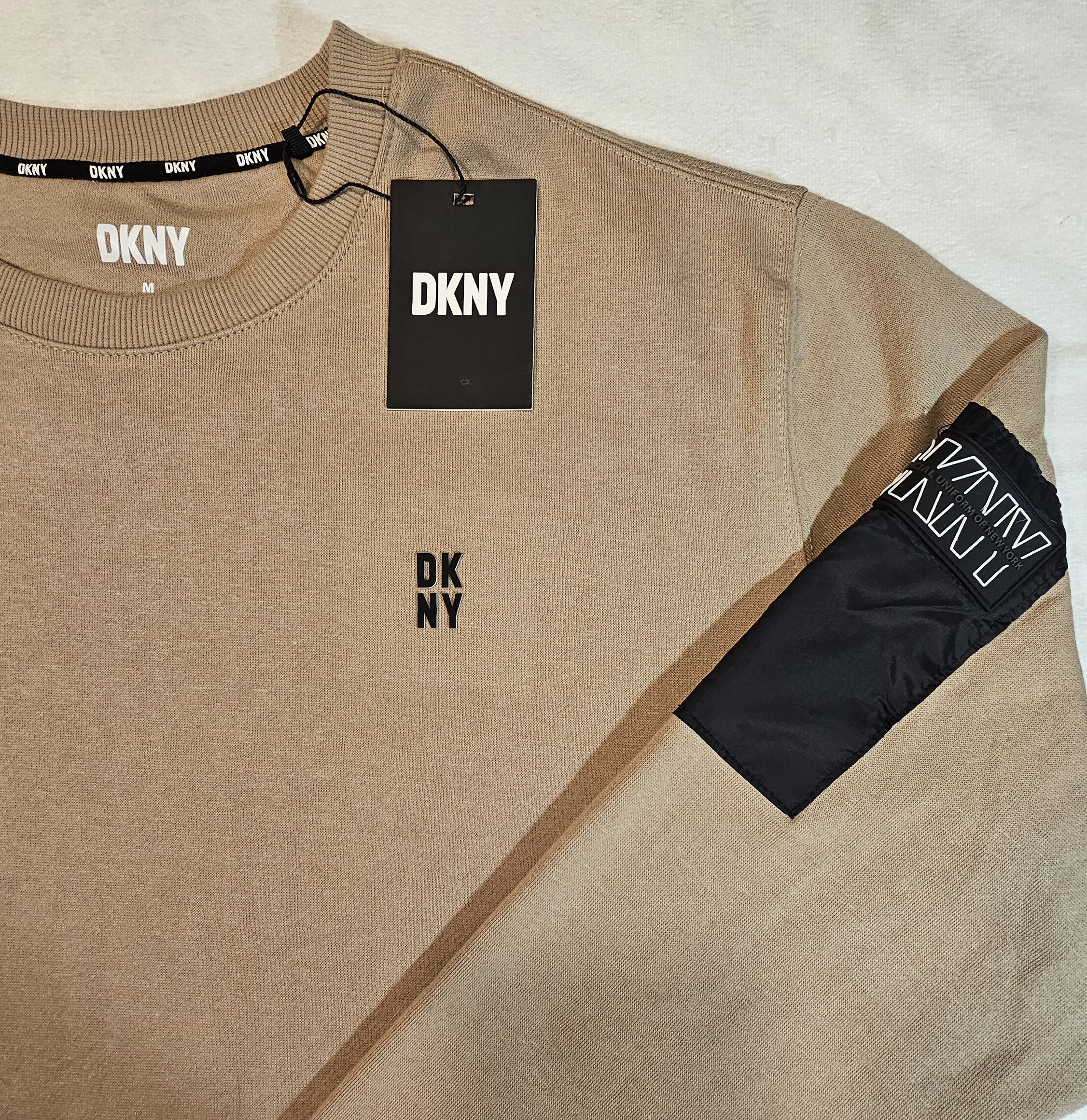 Sudadera DKNY
