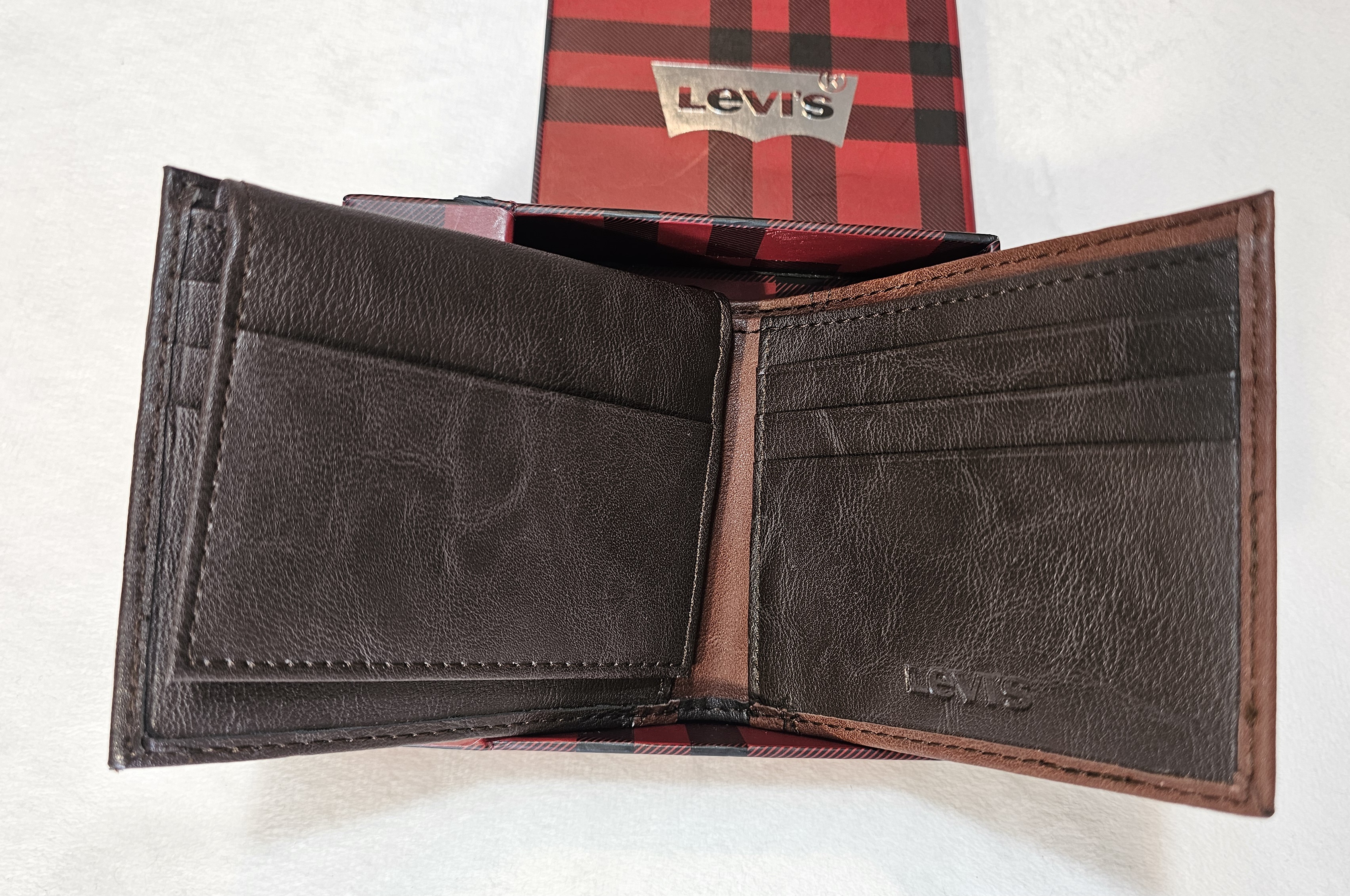 Cartera Levi's