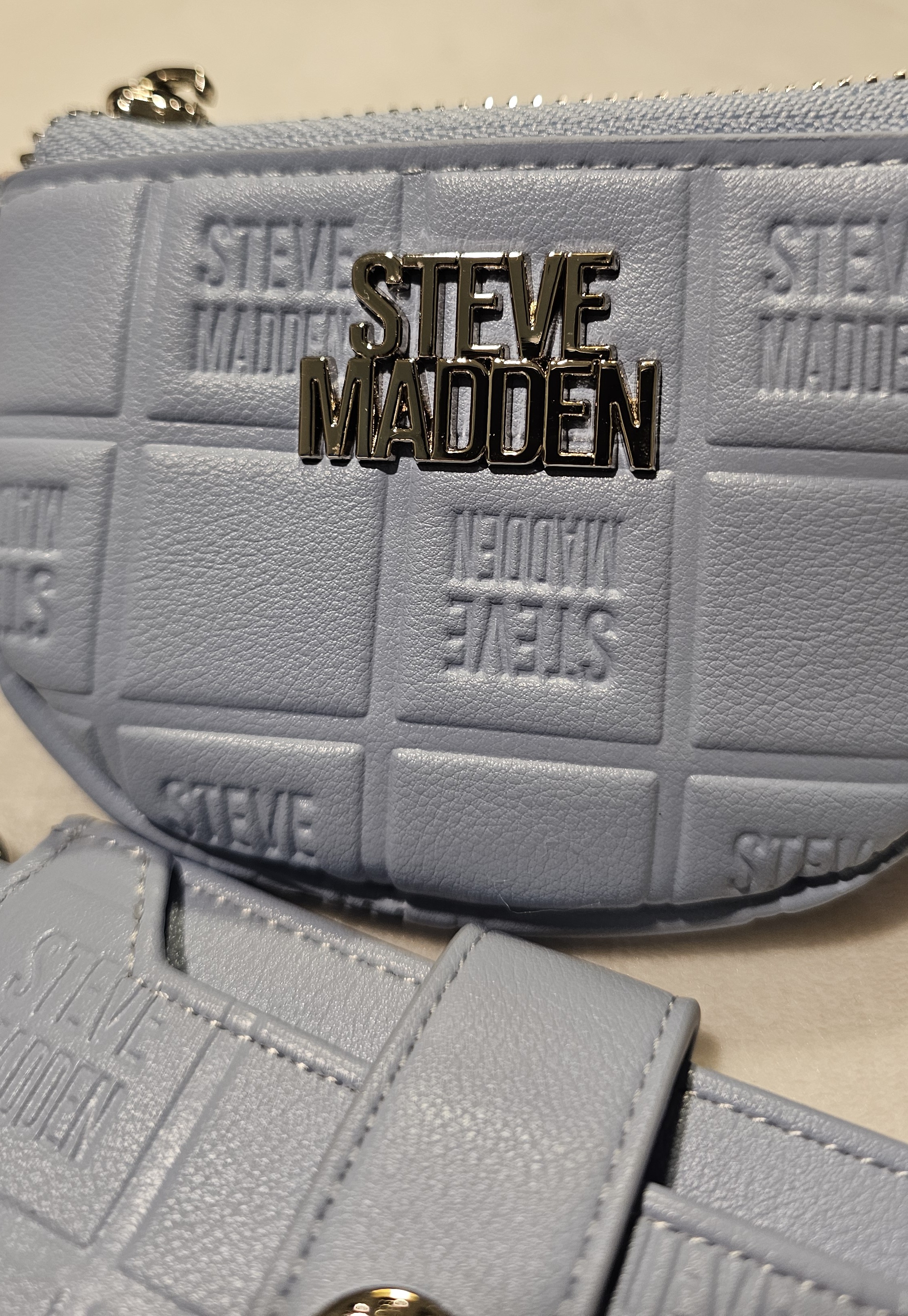 Muñequera Steve Madden azul