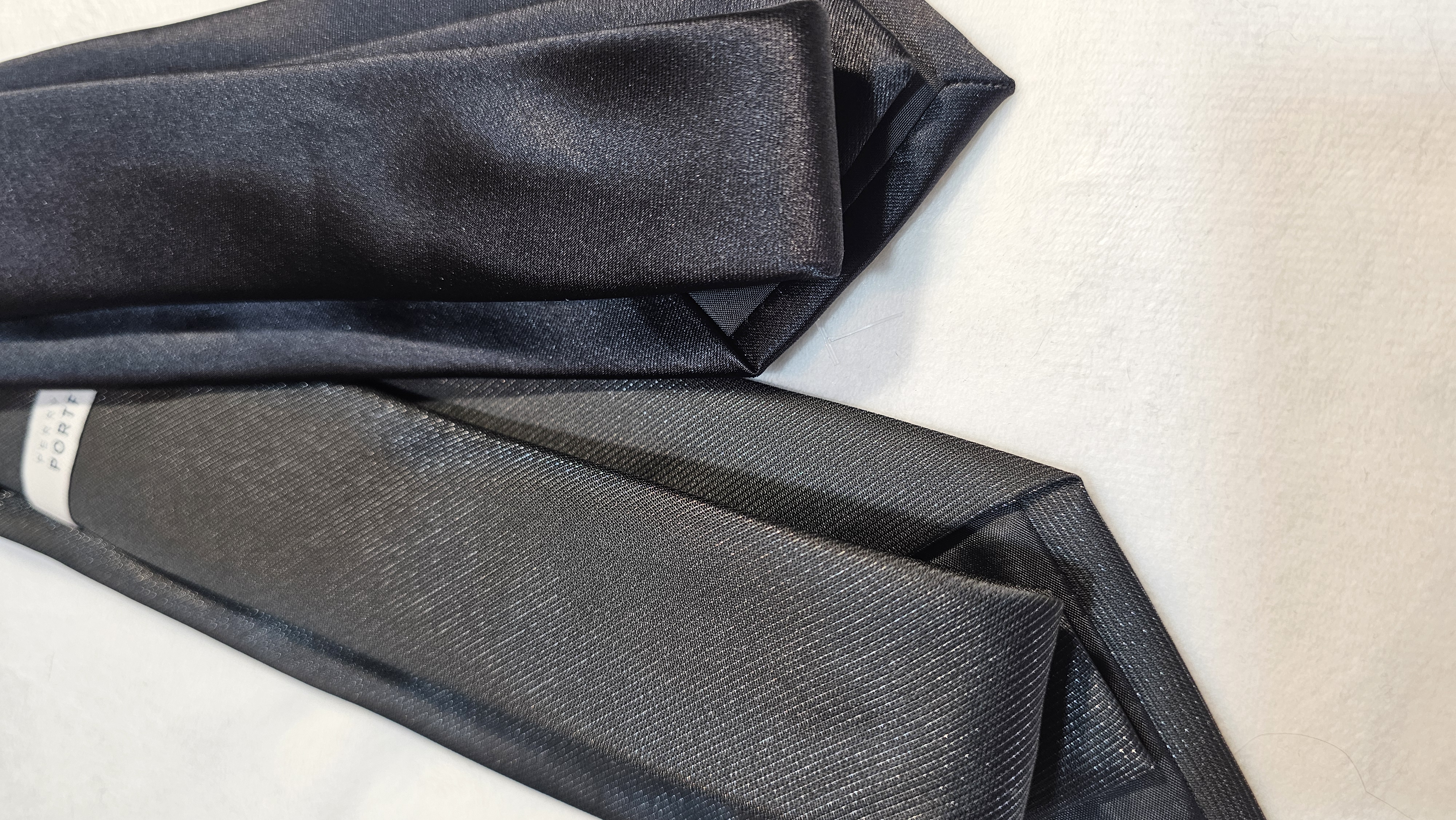 Set de 2 Corbatas Perry Ellis