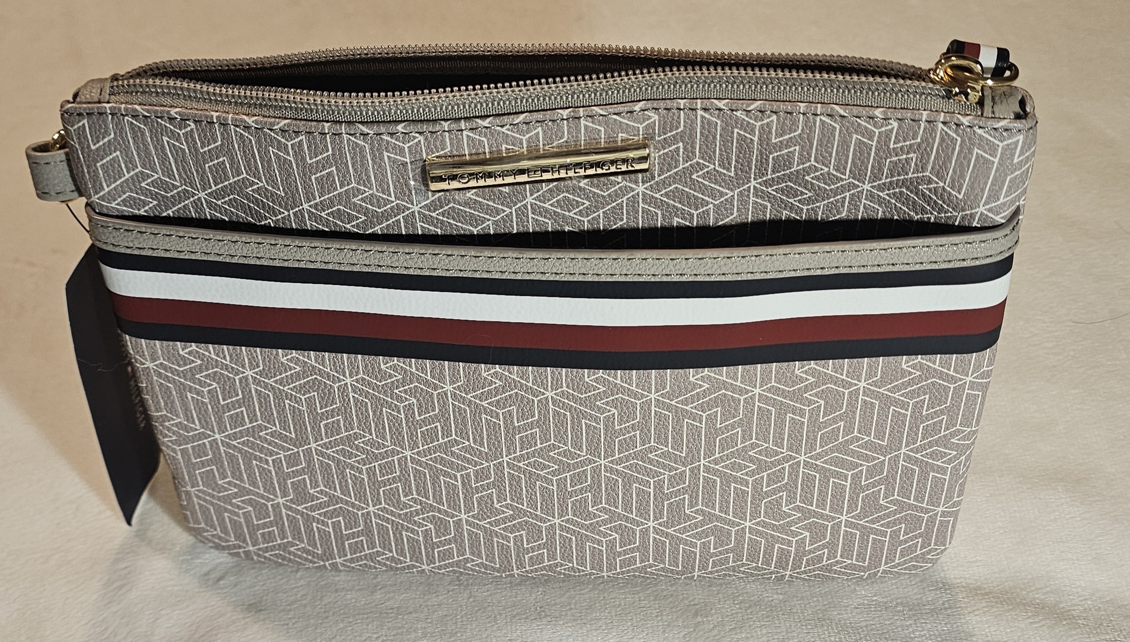 Bolsa de Mano Tommy Hilfiger